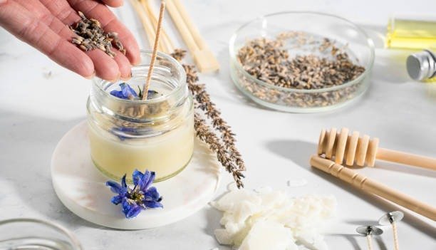 Choosing the Right Candle Scent for Your Space - Anne’s Candle Boutique 