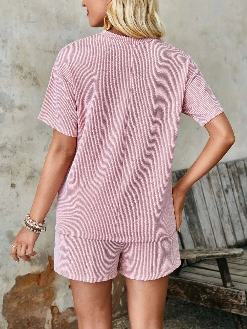 Lovelet Textured Round Neck
