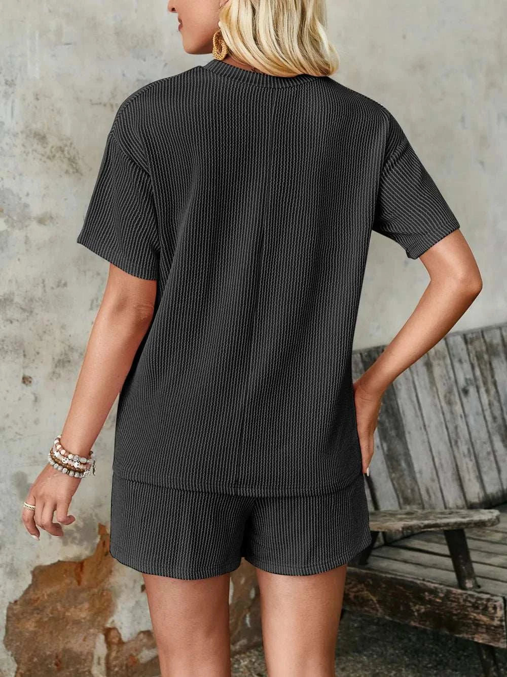 Lovelet Textured Round Neck