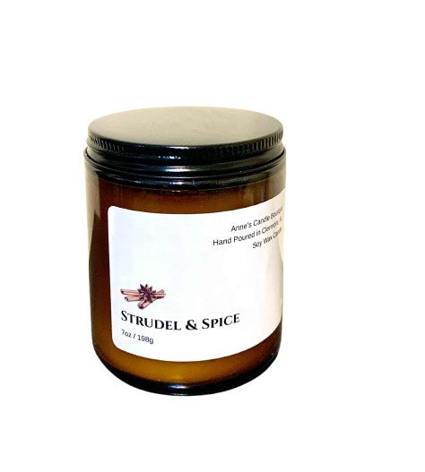 Strudal and Spice Candle