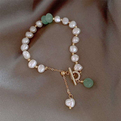Pearl Green Stone Link Bracelet - Anne’s Candle Boutique